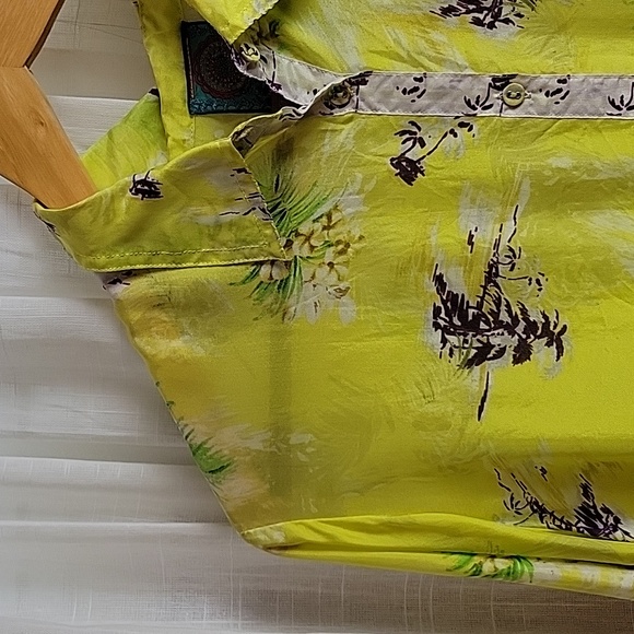 Johnny Was Silk Chartreuse Floral Long Sleeve Shirt Size M - Picture 3 of 10